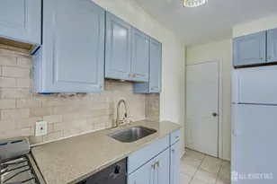 1 Coolidge Ave, Edison, NJ 08837 - Photo 17