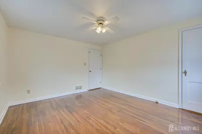 1 Coolidge Avenue, Edison, NJ 08837 - Photo 19