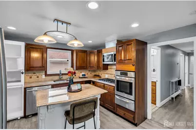 11 Pershing Avenue, Sayreville, NJ 08872 - Photo 7