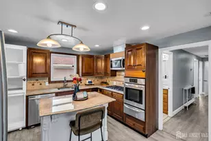 11 Pershing Ave, Sayreville, NJ 08872 - Photo 7