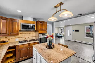 11 Pershing Ave, Sayreville, NJ 08872 - Photo 9