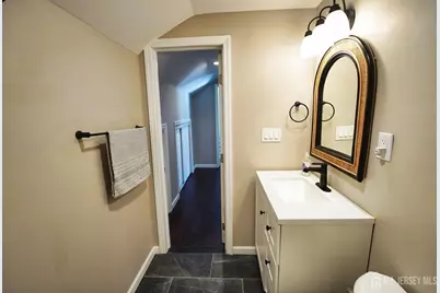 28 E Duchess Avenue, Middletown, NJ 07748 - Photo 15