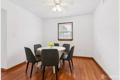 32 Glenville Road, Edison, NJ 08817 - Photo 5