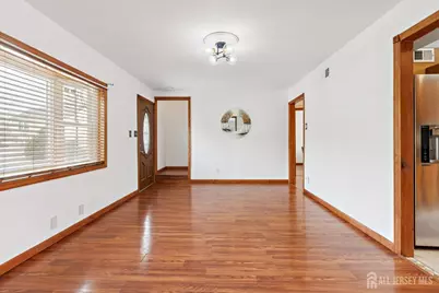 32 Glenville Road, Edison, NJ 08817 - Photo 9