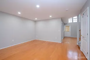 93 Amy Dr, North Brunswick Township, NJ 08902 - Photo 5