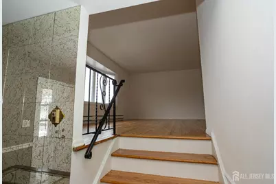 21 Sherwood Road, Sayreville, NJ 08859 - Photo 9