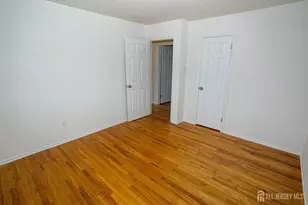 21 Sherwood Rd, Sayreville, NJ 08859 - Photo 35