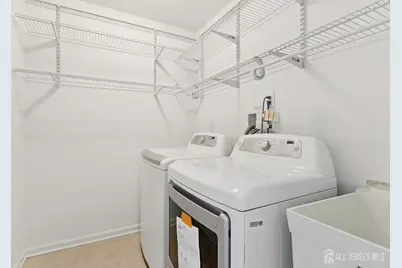 2421 Canterbury Lane, North Brunswick Township, NJ 08902 - Photo 23