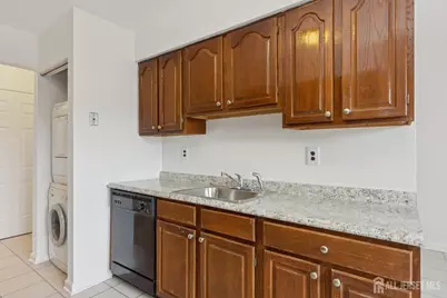 124 Beverly Hill Terrace #J, Woodbridge Township, NJ 07095 - Photo 13