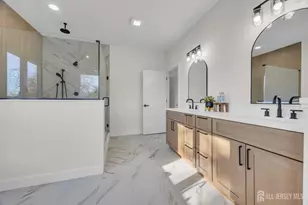 265 W Prescott Ave N, Edison, NJ 08820 - Photo 41