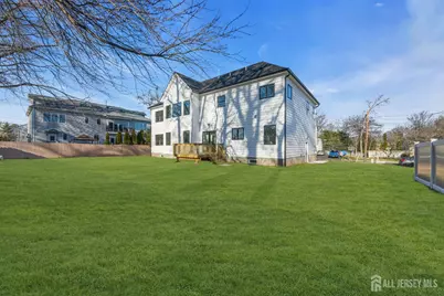 265 W Prescott Avenue N, Edison, NJ 08820 - Photo 53