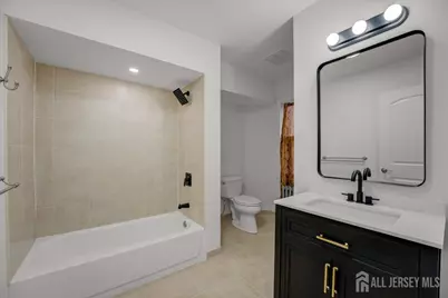 201 Gatzmer Avenue #UPSTA, Jamesburg, NJ 08831 - Photo 15