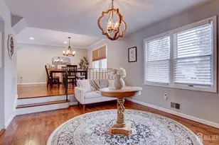 31 Wolfpack Rd, Hamilton Township, NJ 08619 - Photo 9