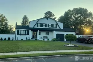 31 Wolfpack Rd, Hamilton Township, NJ 08619 - Photo 3