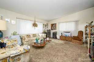 48 Wildwood Ave, Fords, NJ 08863 - Photo 3