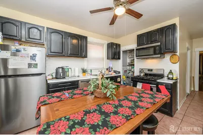1053 Hunterdon Street, Newark, NJ 07112 - Photo 13