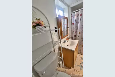 100 Pinetree Drive, Sayreville, NJ 08859 - Photo 15