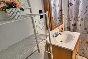 100 Pinetree Dr, Sayreville, NJ 08859 - Photo 15