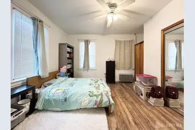 104 Thompson Street, Raritan, NJ 08869 - Photo 7