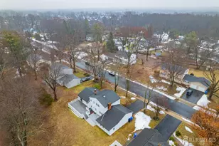 1035 Hillside Dr, North Brunswick Township, NJ 08902 - Photo 27