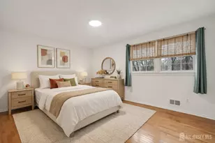 1035 Hillside Dr, North Brunswick Township, NJ 08902 - Photo 17