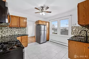 47 Marion St, Port Reading, NJ 07064 - Photo 3