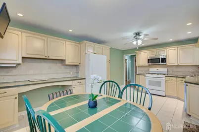 10 James Street, South River, NJ 08882 - Photo 11