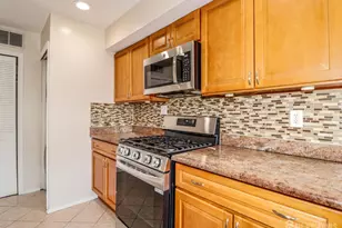 312 Edison Glen Terrace, Edison, NJ 08837 - Photo 17