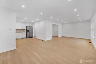 29B Hillsborough Dr, Monroe Township, NJ 08831 - Photo 5