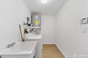 29B Hillsborough Dr, Monroe Township, NJ 08831 - Photo 33