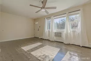 903 Cricket Ln, Woodbridge Township, NJ 07095 - Photo 9