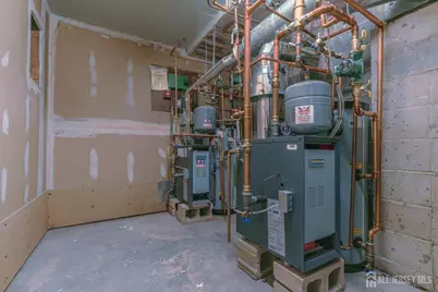 903 Cricket Lane, Woodbridge Township, NJ 07095 - Photo 25