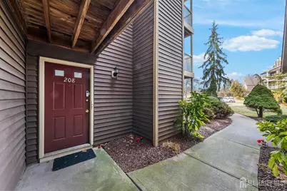 208 Blew Court, East Brunswick Township, NJ 08816 - Photo 3