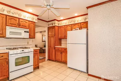 34 Timberlane Drive, Colonia, NJ 07067 - Photo 17