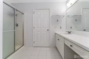 66 Tennyson Rd, East Windsor Township, NJ 08520 - Photo 19