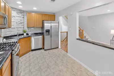 18 Bridgepointe Drive #18, South Amboy, NJ 08879 - Photo 15