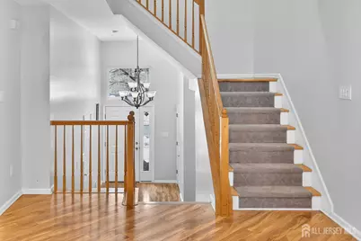 18 Bridgepointe Drive #18, South Amboy, NJ 08879 - Photo 3