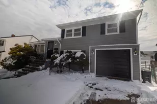 9 Bernath St, Carteret, NJ 07008 - Photo 41