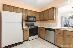 15 Dorchester Dr, East Brunswick Township, NJ 08816 - Photo 11