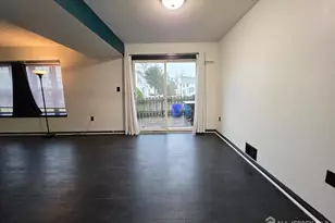 86 Almond Dr, Franklin Township, NJ 08873 - Photo 7