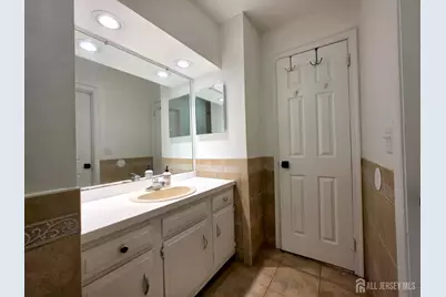 86 Almond Drive, Franklin Township, NJ 08873 - Photo 21