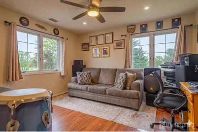 1-F Chadwick Lane, Monroe Township, NJ 08831 - Photo 17