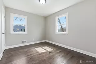 215 Oak Manor Pkwy, South Plainfield, NJ 07080 - Photo 17