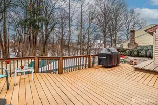 11 Lyric Dr, Colonia, NJ 07067 - Photo 27