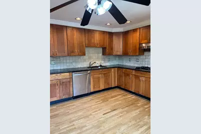 3601 N Oaks Boulevard, North Brunswick Township, NJ 08902 - Photo 5