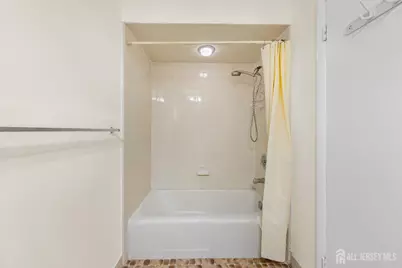 163 Hidden Hollow Court, Edison, NJ 08820 - Photo 21