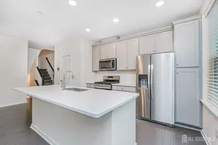 307 Peyton Pl, New Brunswick, NJ 08901 - Photo 13