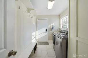 107 Van Dyke Ct, Hillsborough Township, NJ 08844 - Photo 33