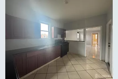 556 Roosevelt Avenue #1, Carteret, NJ 07008 - Photo 7
