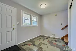 76 Pleasant Ave, Iselin, NJ 08830 - Photo 5